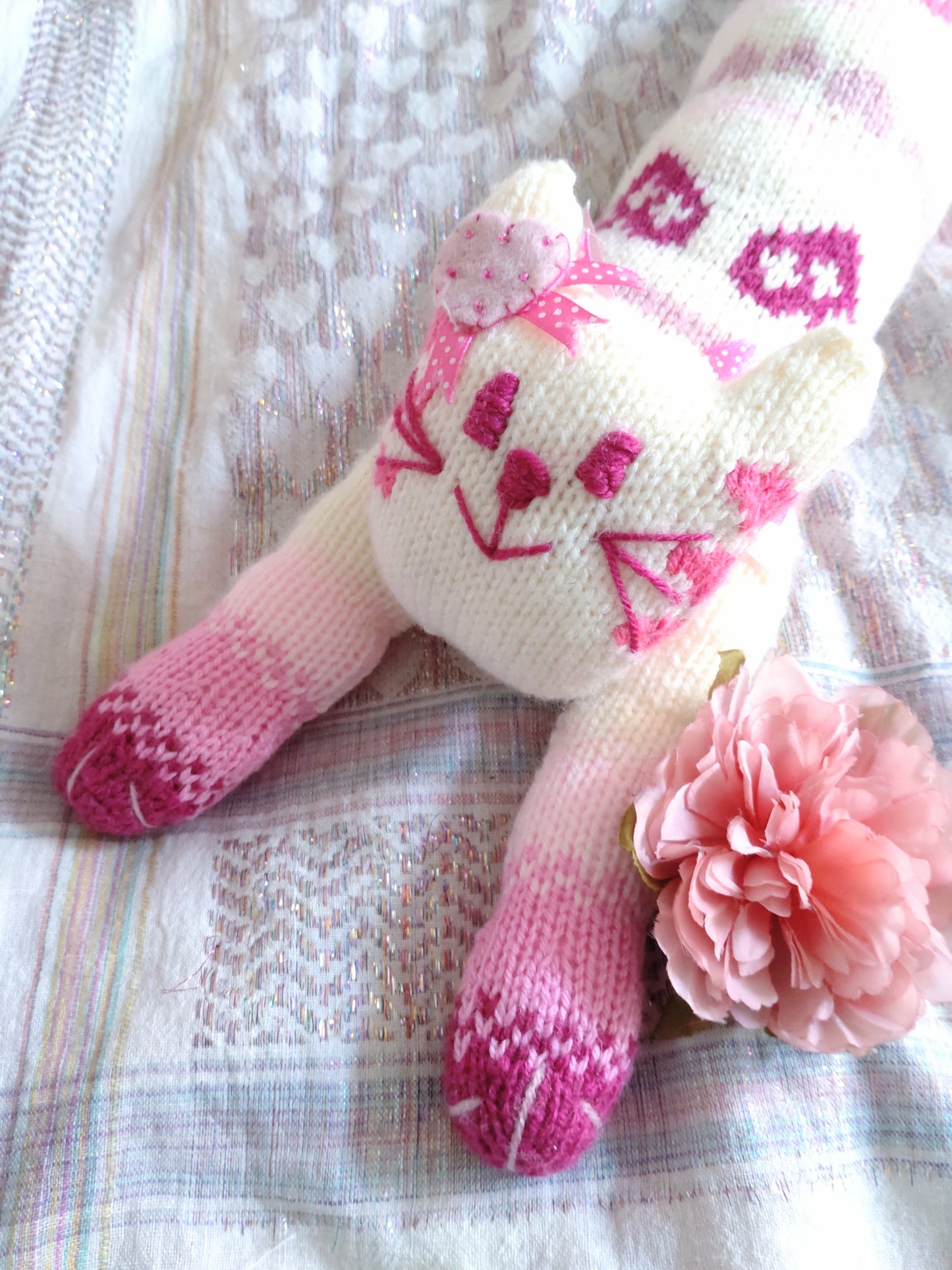 Original Design Fair Isle Felines - HEARTS