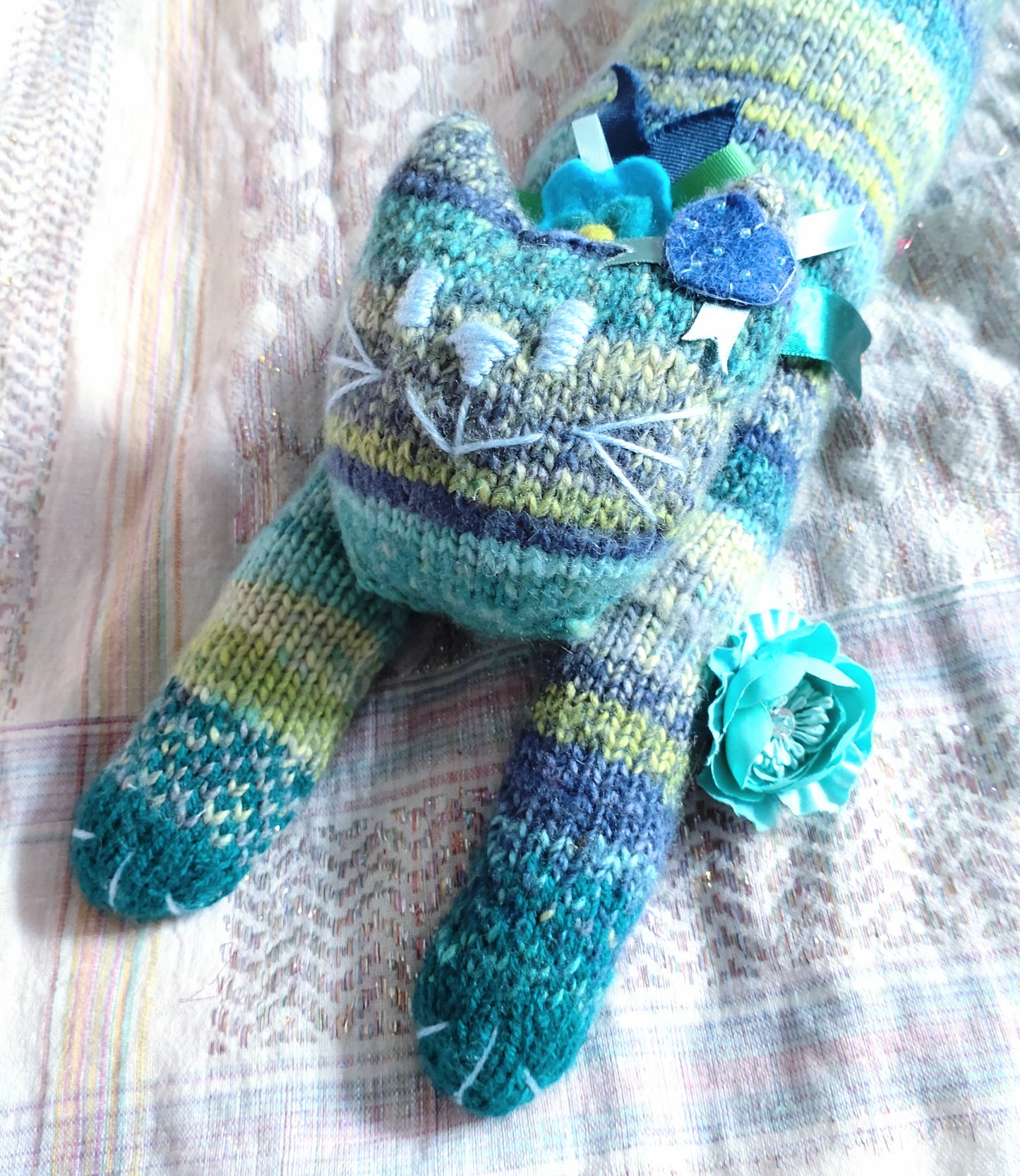 Original Design Fair Isle Feline - MARINA