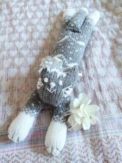 Original Design Fair Isle Feline (small) - BLIZZARD