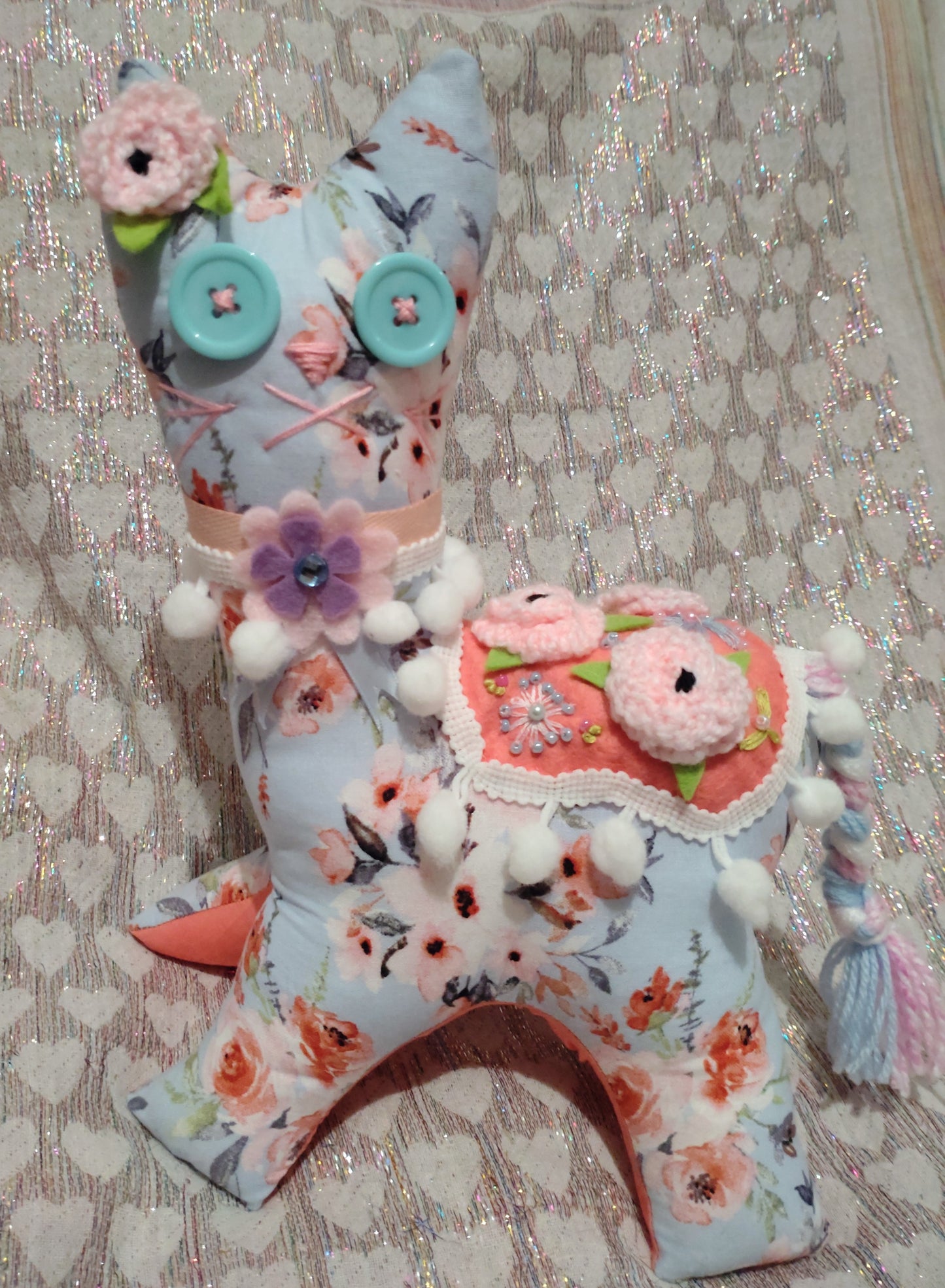 Patchwork Cat - BLUE AND PINK TEA ROSES