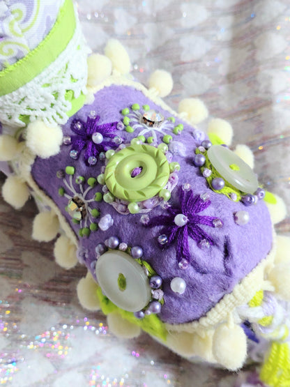 Patchwork Cat - LILAC, GREEN AND WHITE