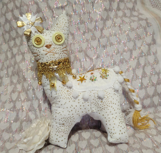 Patchwork Cat - WHITE WITH GOLD STARS