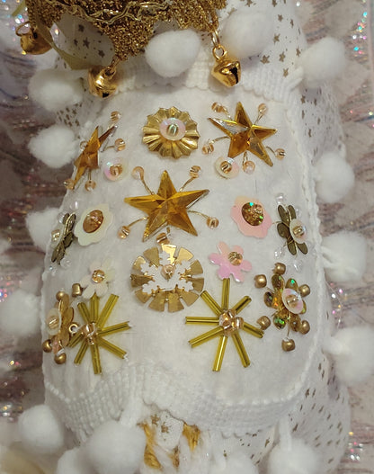Patchwork Cat - WHITE WITH GOLD STARS