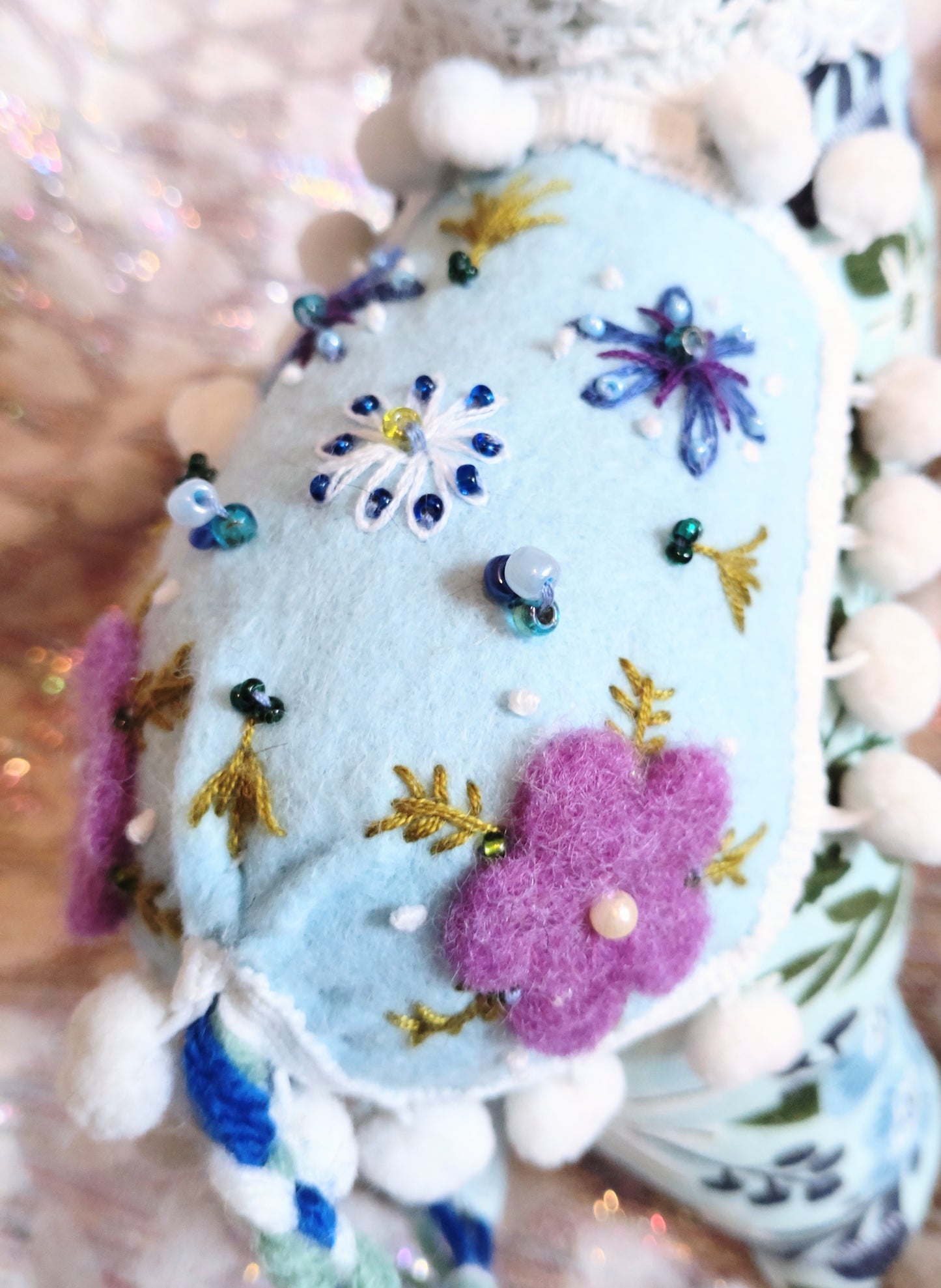 Patchwork Cat - LIGHT BLUE BOTANICAL