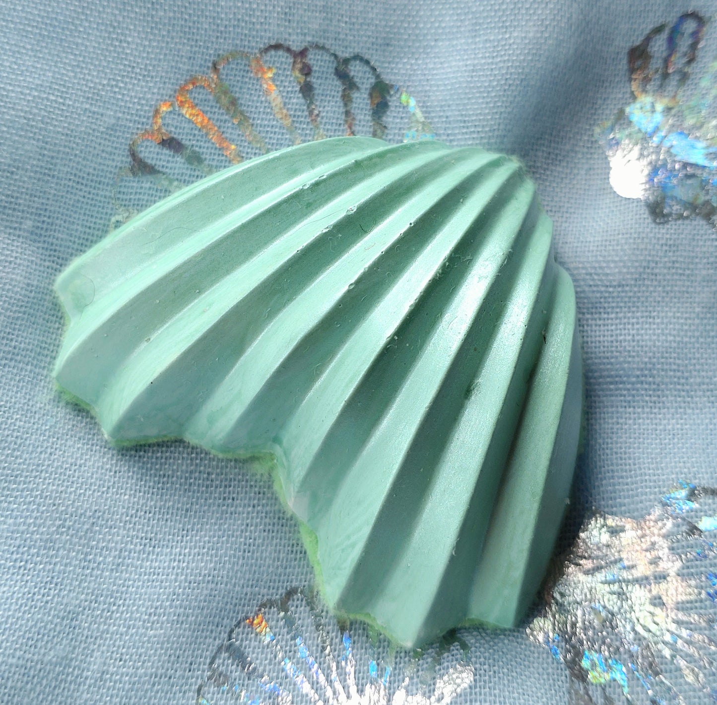 Fridge Magnet - MINT CRYSTACAL MERMAID TAIL
