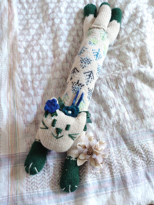 Original Design Fair Isle Feline - FOREST