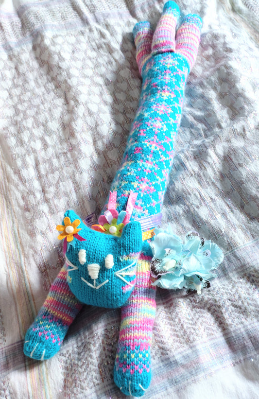 Original Design Fair Isle Feline - MALIBU