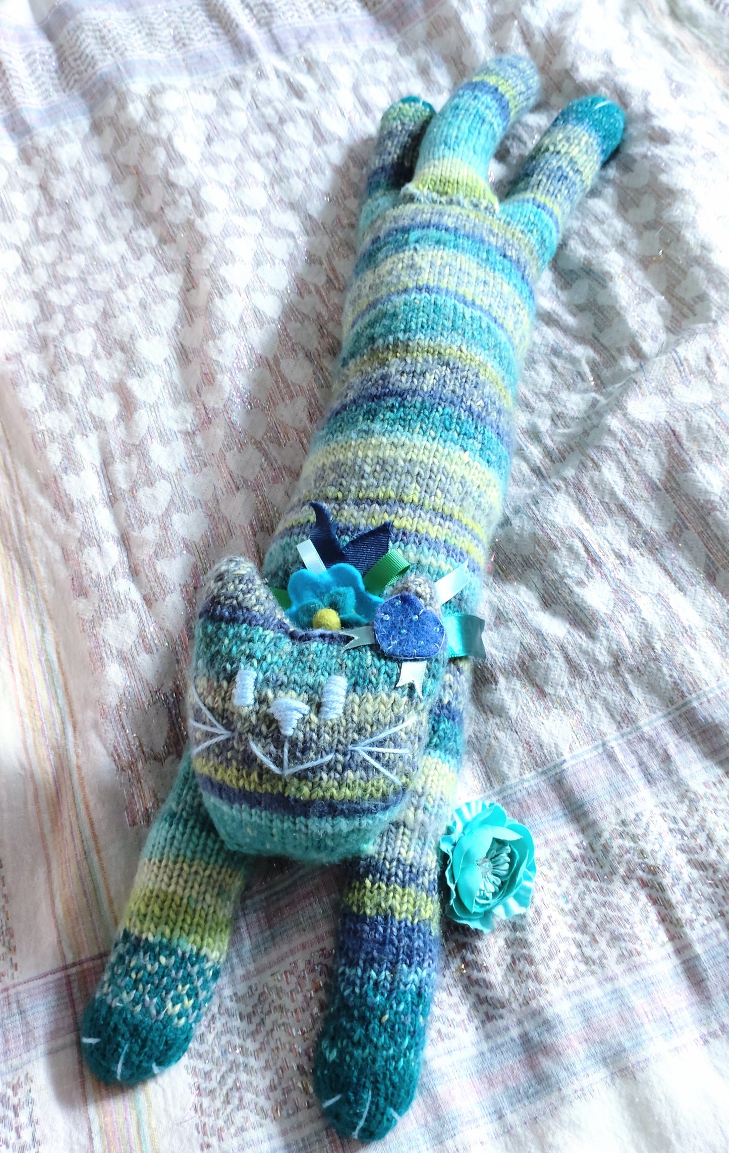 Original Design Fair Isle Feline - MARINA