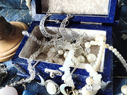 Celestial Moon Box (Medium)