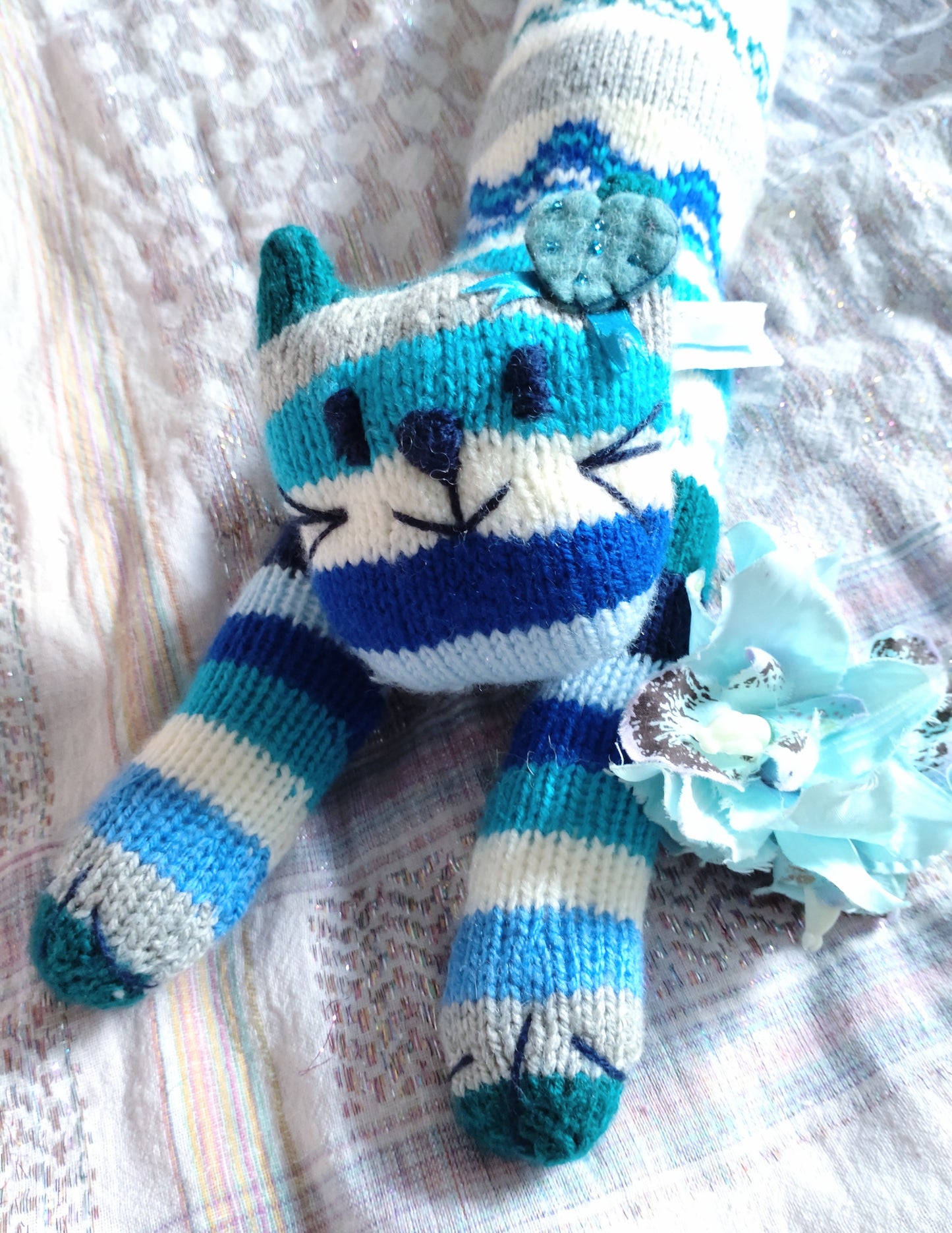 Original Design Fair Isle Feline - OCEAN