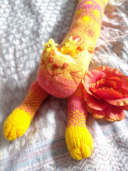 Original Design Fair Isle Feline - SUNSHINE